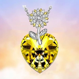Collier cœur tournesol tendance avec pendentif en cristal jaune et chaîne argentée