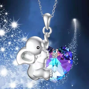 Sparkling elephant necklace with heart-shaped crystal pendant and silver metal chain