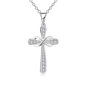 Collier pendentif croix infini pour femme avec pierres étincelantes sur chaîne en argent