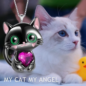 Cartoon Black Cat Hugging Heart Pendant Necklace For Women Cute Animal Stainless Steel Chain Alloy Rhinestone Jewelry Gift