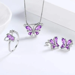 Vlinder Sieraden Collectie Voor Dames Legering Strass Vlinder Hanger Ketting Oorknopjes Verstelbare Open Ring En Schuifarmband