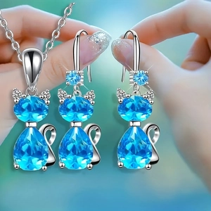 Süßes Katzen-Schmuckset mit blauen Kristallen und silberner Halskette für Damen