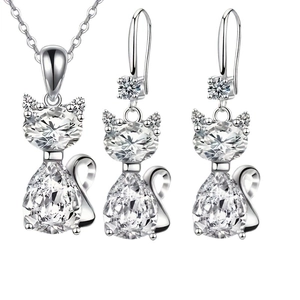Funkelndes Silber Katzen Schmuckset mit Halskette Anhänger und passenden Kristall Ohrringen