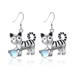 Pendientes de gato en plata con perla azul y detalles de esmalte negro a rayas