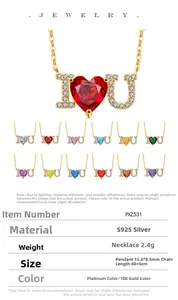 Makroaufnahme der S925 Silber I Love You Herzkette mit Maßen und Produktdetails