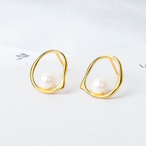 S925 Sterling Silber Gold Tropfenohrringe mit Perle im unregelmäßigen Design