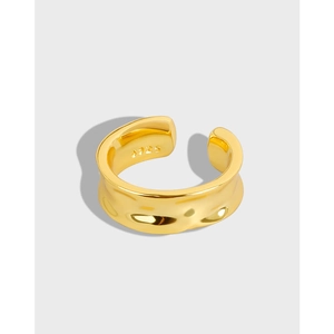 Pendiente de Cartílago Minimalista de Plata de Ley S925 Onda Irregular Sin Perforación Pendientes de Clip Joyería Mujer
