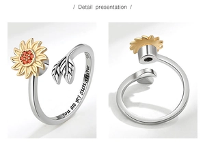 Vue détaillée de la bague tournesol en argent S925 avec gravure You are my sunshine