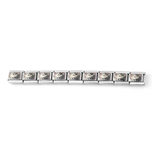 Details eines italienischen Edelstahl-Gliederarmbands mit süßen Katzenmotiven