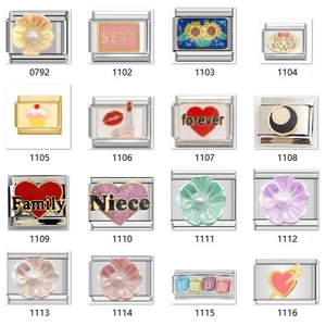 Sélection de 16 breloques italiennes avec motifs floraux, cœurs et éléments de style