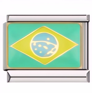 Makroaufnahme von 9mm Edelstahl Italian Charm mit brasilianischem Flaggen-Design