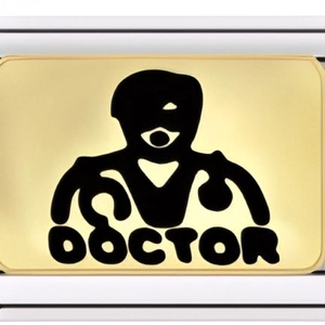 Italian charm link with gold finish featuring doctor silhouette and doctor text logo
