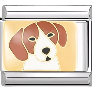 Detailansicht eines Edelstahl-Charms mit Beagle-Hundekopf-Motiv aus Emaille