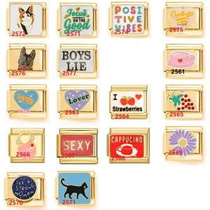 Gold Vergoldeter Edelstahl Italienischer Charm Link Für Modulare Armband Emaille Katze Erdbeere Herz Alphabet DIY Schmuckzubehör
