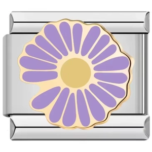 Dettaglio macro della maglia componibile italiana con fiore in smalto viola su acciaio