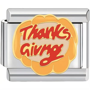 Vista dettagliata di una maglia Italian Charm argento con design a zucca di Thanksgiving