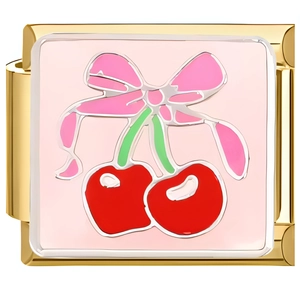 Détail du charm italien avec nœud en émail rose et cerises rouges en or 18K