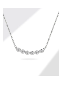 Detail van de S925 sterling zilveren glimlach ketting met zes fonkelende zirkoonstenen