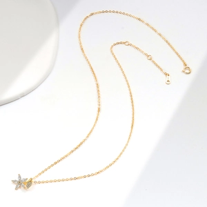 Collier cerisier en argent S925 avec pendentif feuille et pierres de zircon blanc