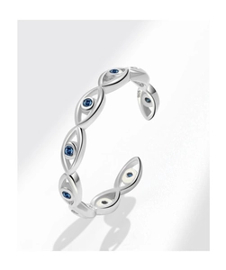 Makroaufnahme des S925 Sterlingsilber Augen-Rings mit innerer S925-Punzierungsmarke