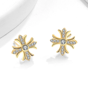 Boucles d'oreilles clous croix gothique en argent 925 avec zircons brillants dorés