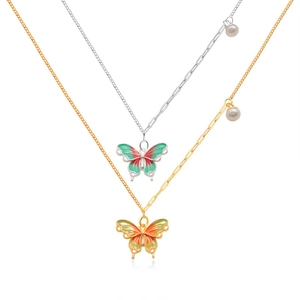 Asymmetrische S925 Silberkette mit Emaille-Schmetterling und kleiner Perlenverzierung