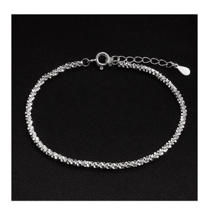 Detailed close-up of S925 sterling silver chain with spring clasp and 925 quality hallmark
