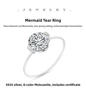 Makroansicht des S925 Silber Rings Meerjungfrau-Träne mit D-Farbe Moissanit und Zertifikat