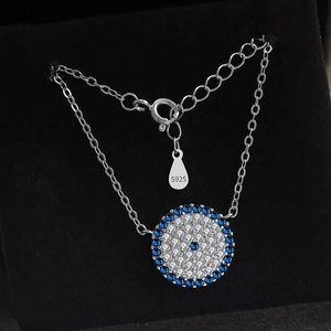 Collana in argento S925 con ciondolo occhio del diavolo in zirconi blu e bianchi