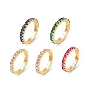 Anelli eternity in argento S925 con zirconi colorati e placcatura in oro giallo