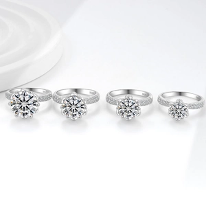 Anelli in argento sterling S925 con moissaniti tonde e montatura a sei griffe