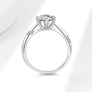 Bague classique en argent S925 avec zircone ronde de 1 carat et serti à six griffes