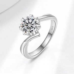 925 sterling silver snowflake ring with 1 carat moissanite and heart six-prong setting