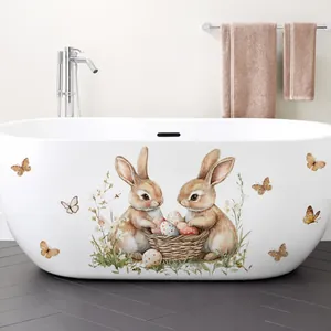 Osterhasen-Aufkleber mit Eiern auf einer modernen Badewannenoberfläche im Bad