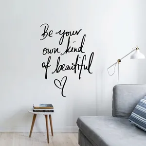 Sticker mural inspirant 'Be your own kind of beautiful' noir pour décoration de chambre