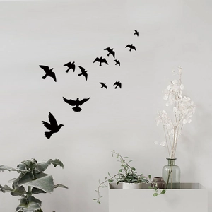 Adesivi murali creativi con uccelli in volo per decorare soggiorno e camera da letto
