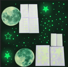 Leuchtende Mond und Sterne Wandtattoo Set mit grünem Glühen für Gamer Schlafzimmer