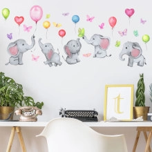 Detail von süßen Elefanten-Wandstickern mit Ballons und Herzen für das Kinderzimmer