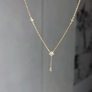 Elegant gold Y-shaped clover necklace with zircon stars for women fashion