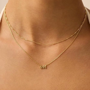Διπλό κολιέ με χρυσή επικάλυψη 14K, στριφτή αλυσίδα και μενταγιόν με τον αριθμό 444
