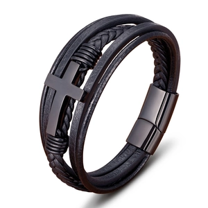 Klassieke meerlaagse gevlochten zwarte leren armband voor heren met metalen kruisbedel