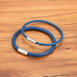 Bracciale da Uomo Minimalista in Vera Pelle Intrecciata Con Chiusura Magnetica in Acciaio Inossidabile Gioiello Blu Marrone per Uso Quotidiano