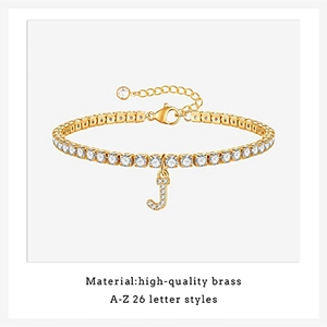 Goldenes Tennisarmband mit Kristall-Buchstaben J Anhänger aus hochwertigem Messing