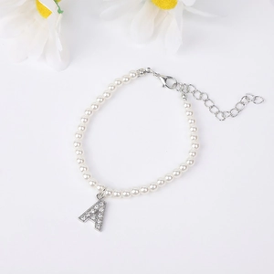Elegant pearl bracelet with sparkling A-letter zircon pendant and adjustable silver clasp