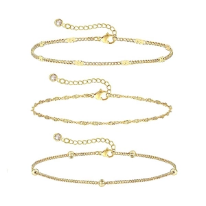 Dreiteiliges 14K vergoldetes Armband-Set mit Flachscheiben-, Wasserwellen- und Perlenketten