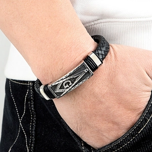 Bracelet tressé en cuir noir pour homme avec logo maçonnique G sur fermoir argenté