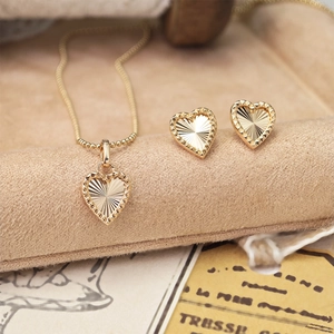 Parure de bijoux cœur en argent S925 doré avec gravure radiale et boucles d'oreilles