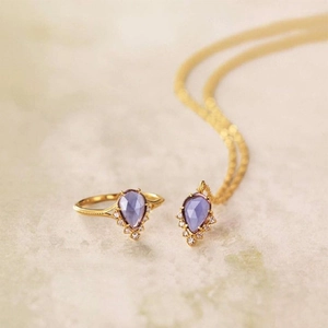 Parure élégante en argent 925 doré avec améthystes lavande taillées en forme de poire