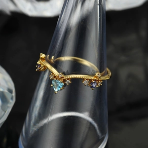 925 Sterling Zilver Natuurlijke Zwitserse Blauwe Topaas Ring Voor Vrouwen 14K Verguld Hart V-vorm Kroon Zirkonia Mode Sieraden Cadeau
