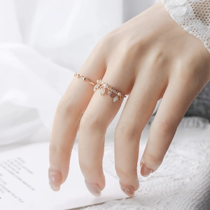 Eleganter 925 Sterling Silber Kronenring mit Perlen und Opal in Roségold-Finish